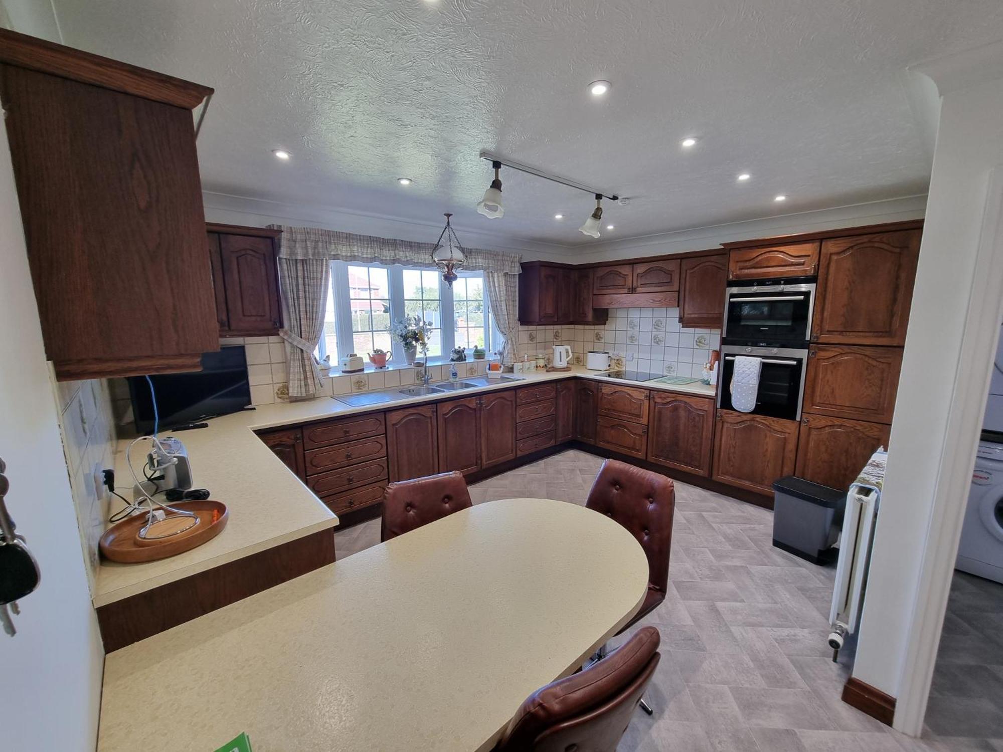 Spacious & Upmarket 2 Bedroom Detached Bungalow In Boston Bagian luar foto