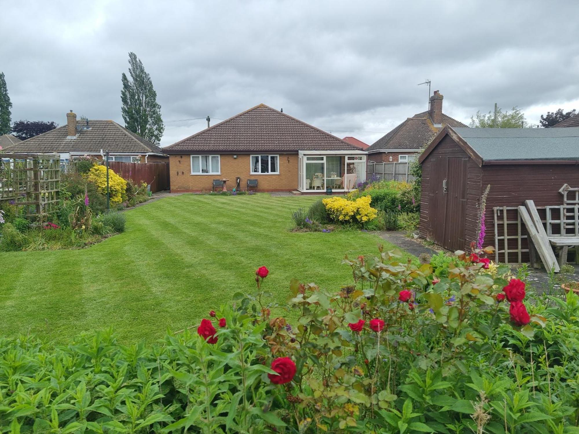 Spacious & Upmarket 2 Bedroom Detached Bungalow In Boston Bagian luar foto